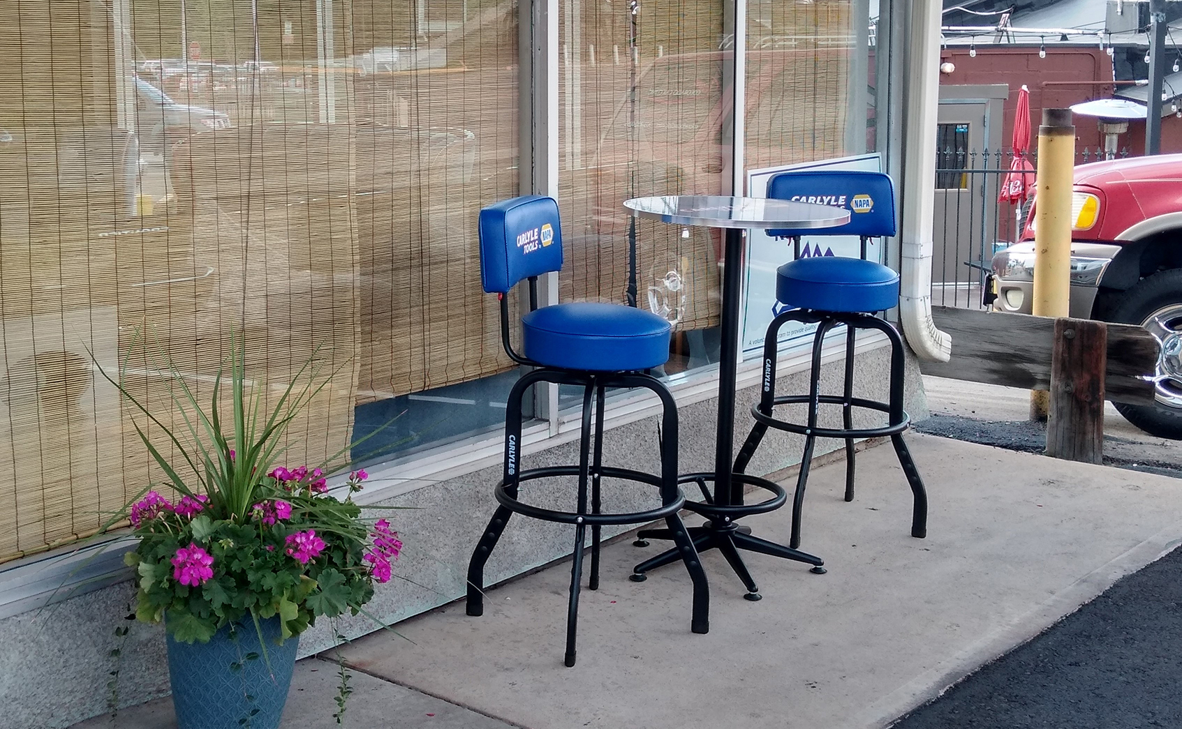 Exterior seating at Colorado Car Clinic